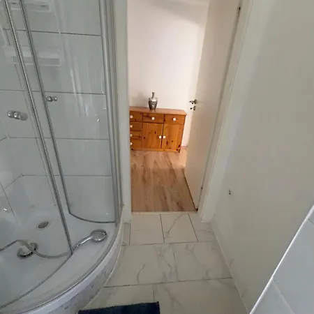2Zimmer 3 Betten Zentral Apartament